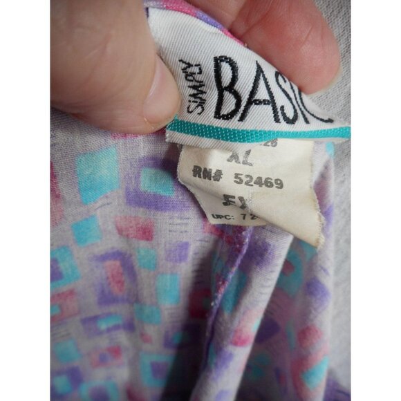 Purple Squares Sz XL Scrub Top  Medical Uniform - Picture 3 of 6